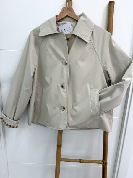 CHAQUETA RENATA BEIGE 2